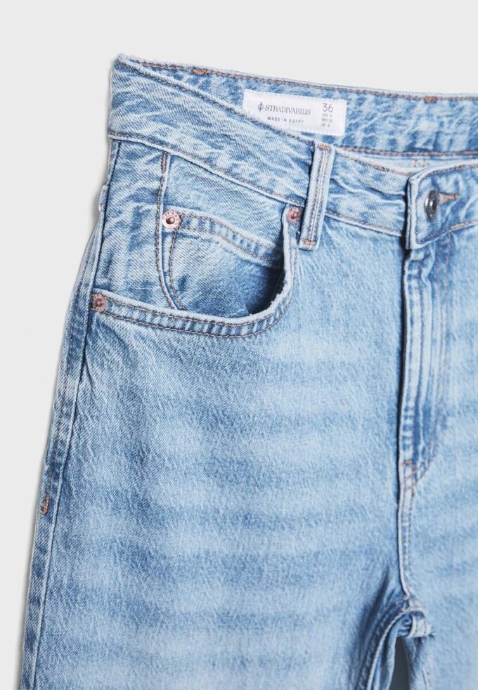 D98 Jeans met rechte pijpen D98 Jeans met rechte pijpen