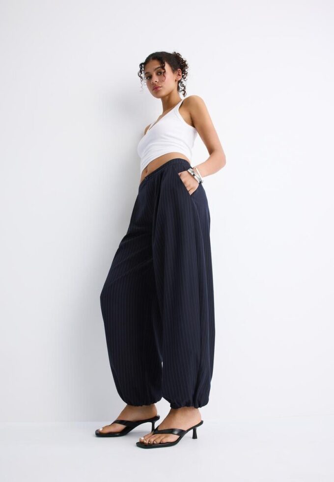 Elegante broek met Balloon Fit-pasvorm Elegante broek met Balloon Fit-pasvorm