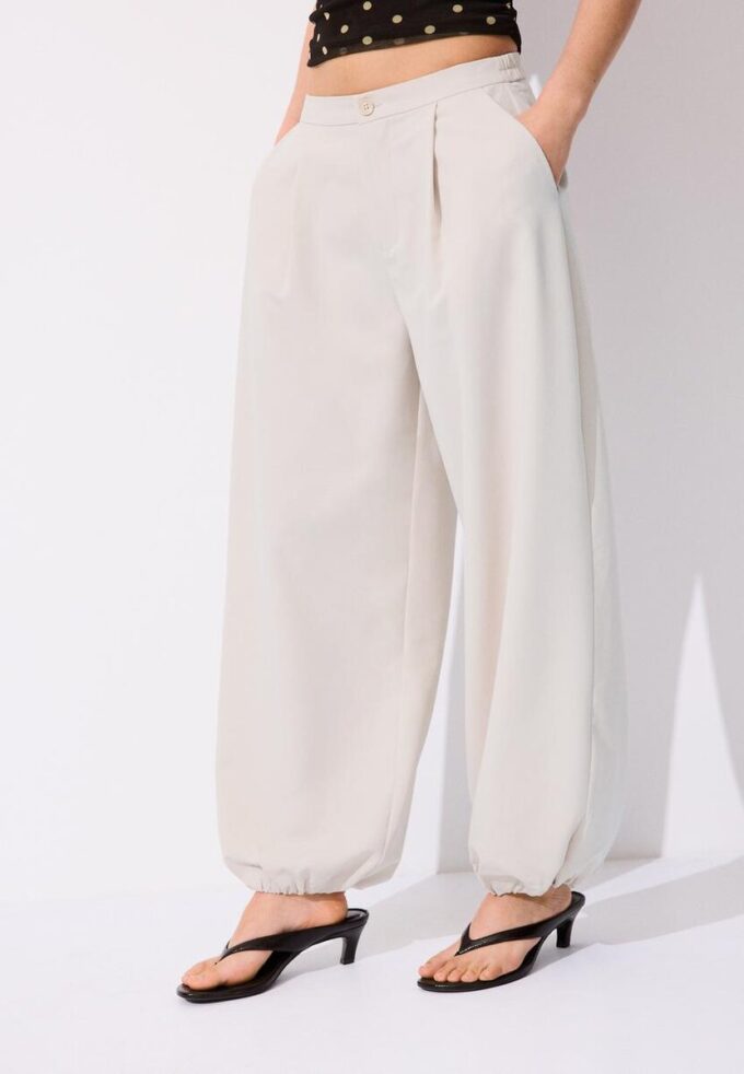 Elegante broek met Balloon Fit-pasvorm Elegante broek met Balloon Fit-pasvorm