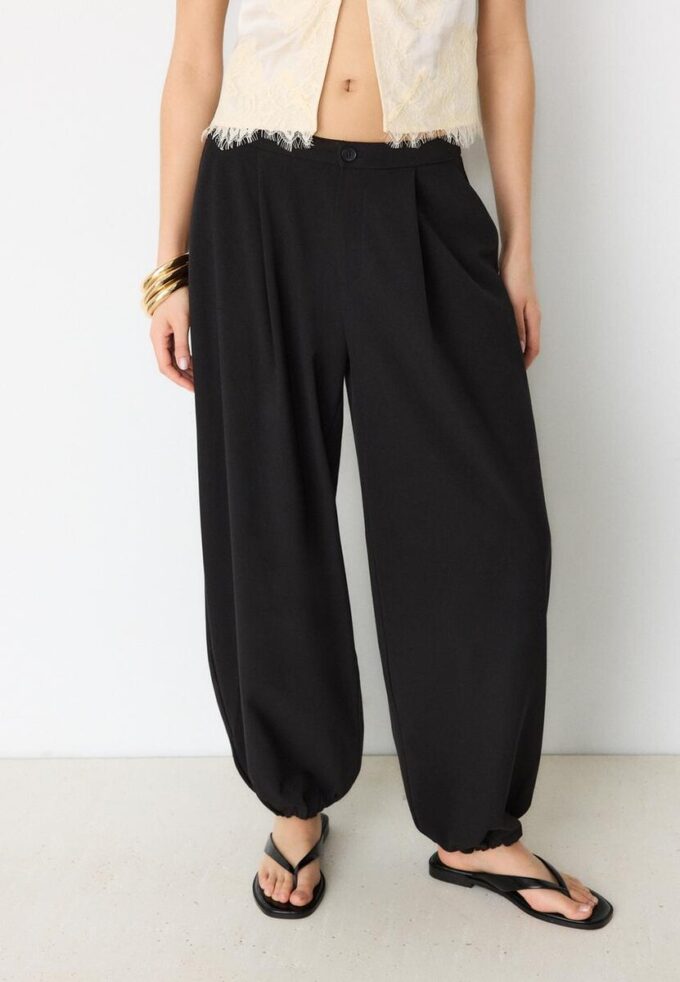 Elegante broek met Balloon Fit-pasvorm Elegante broek met Balloon Fit-pasvorm