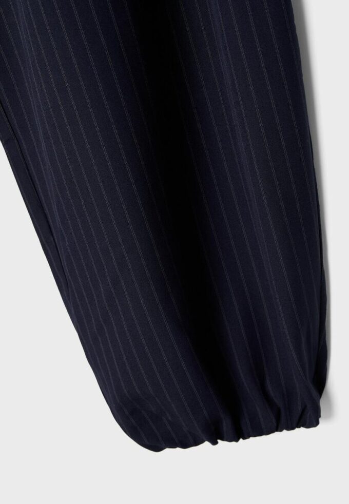 Elegante broek met Balloon Fit-pasvorm Elegante broek met Balloon Fit-pasvorm