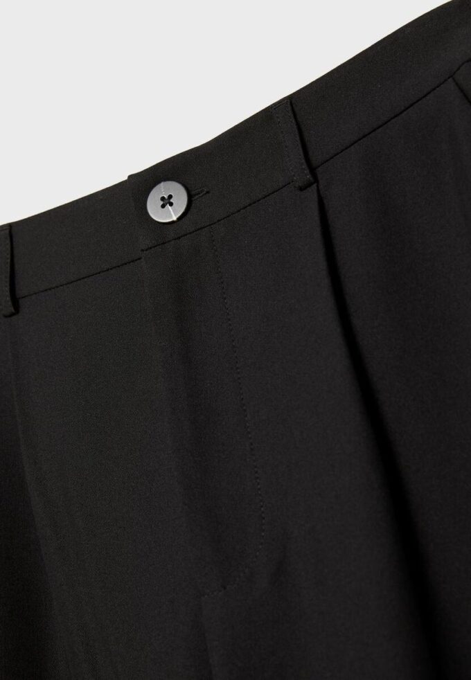Elegante broek met rechte pijpen Elegante broek met rechte pijpen