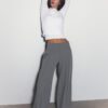 Elegante broek met tailleband Elegante broek met tailleband