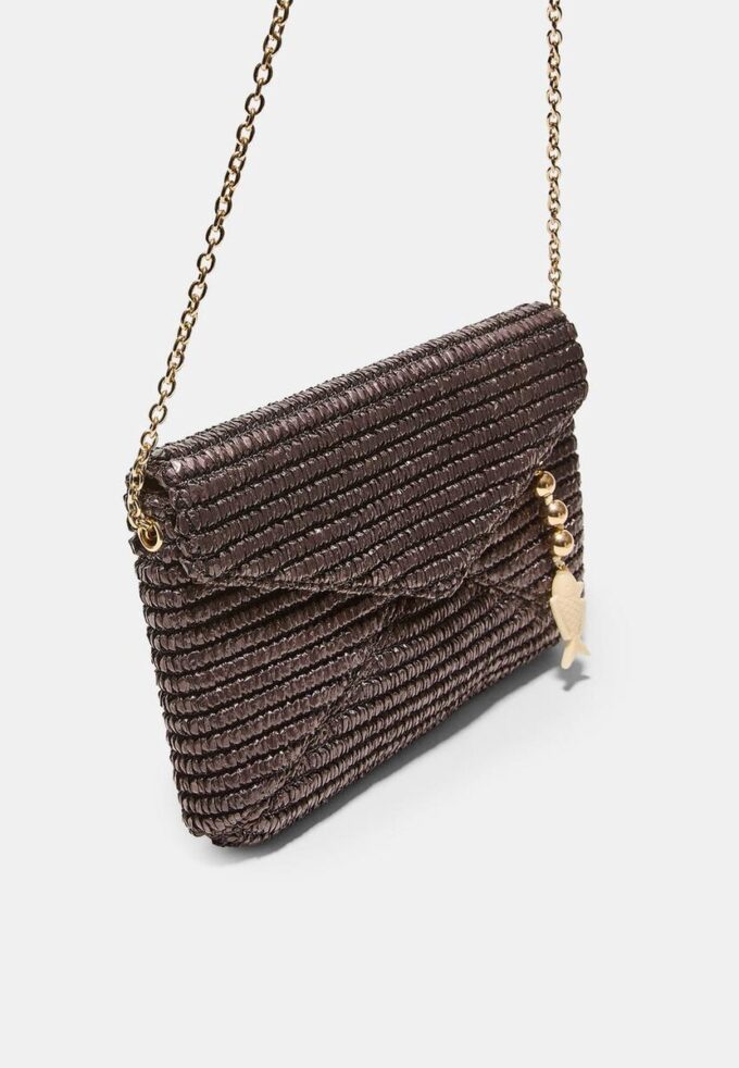 Envelop-crossbodytas met raffia-effect