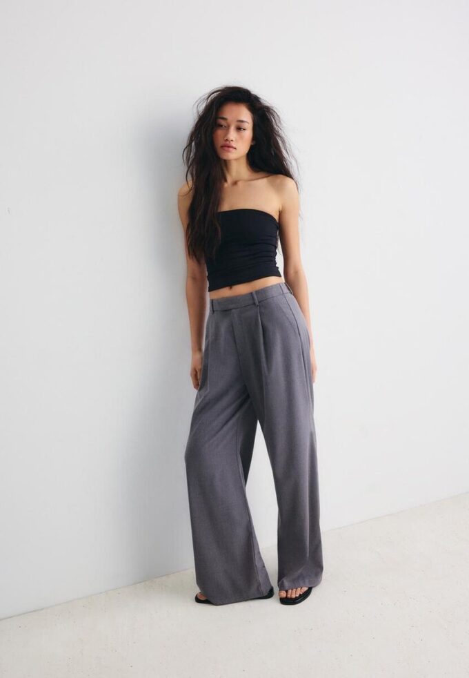 Formele broek met Wide Leg pijpen Formele broek met Wide Leg pijpen