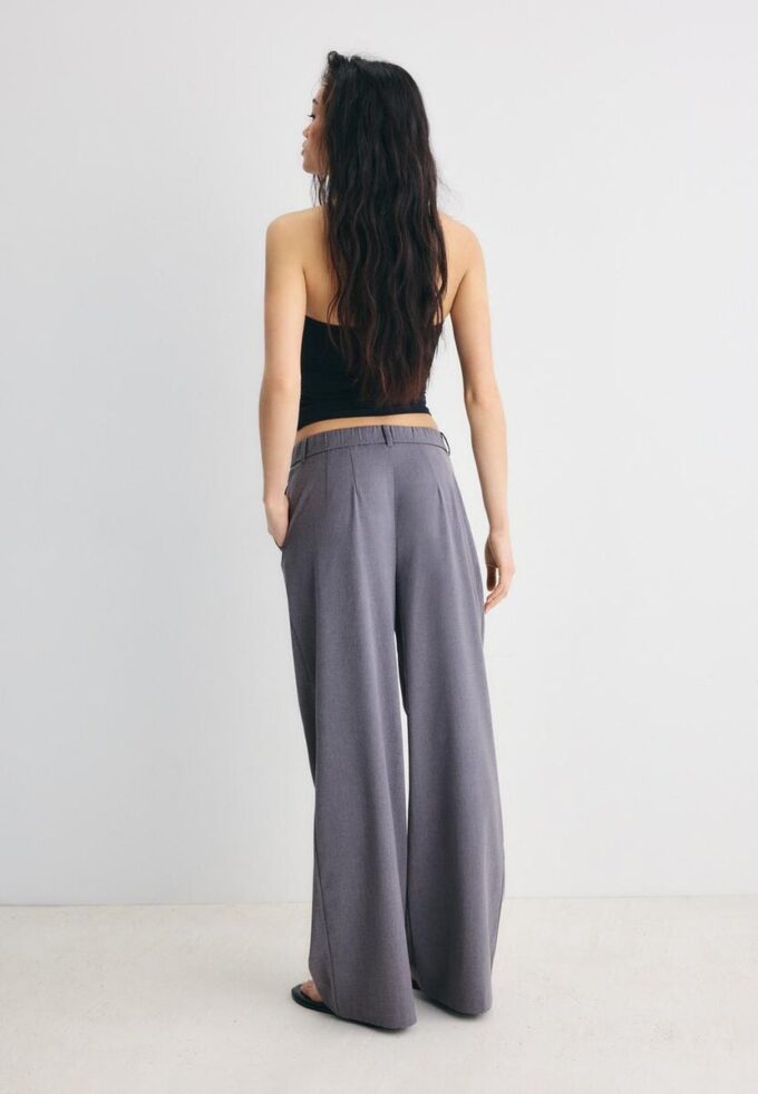 Formele broek met Wide Leg pijpen Formele broek met Wide Leg pijpen