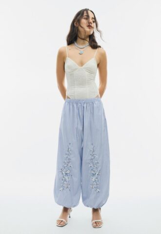 Geborduurde ballonbroek