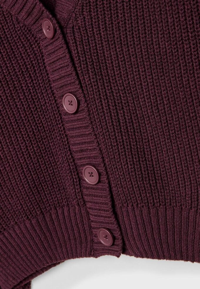 Gebreid vest met knoopsluiting