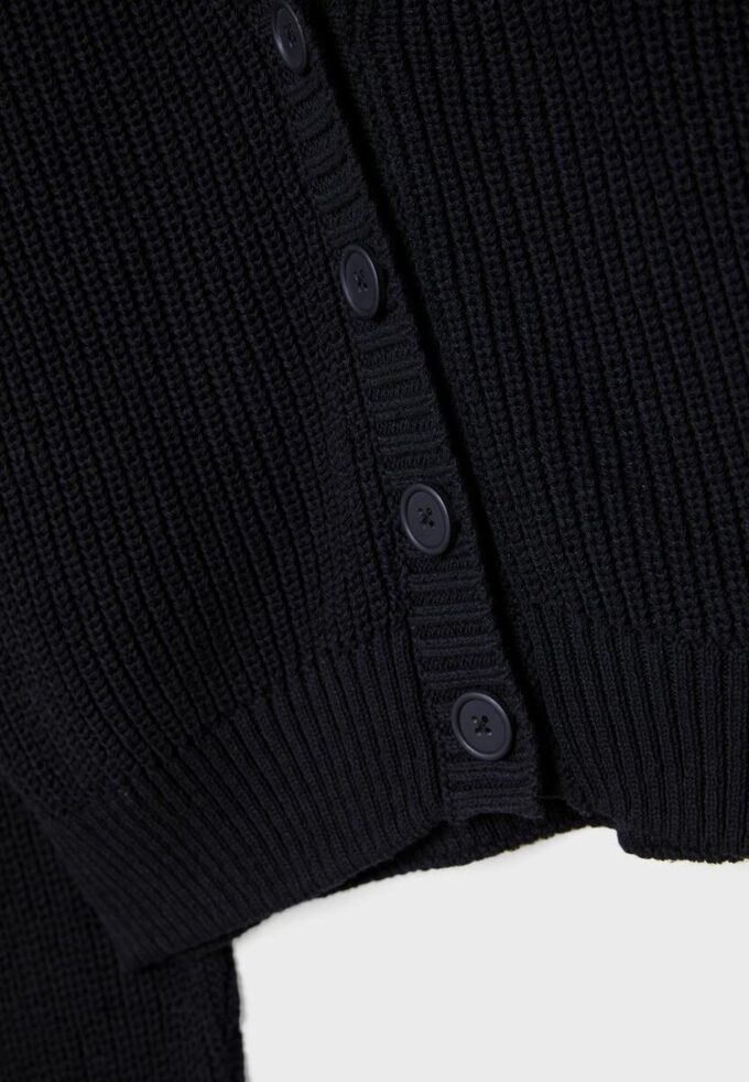 Gebreid vest met knoopsluiting
