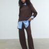 Gebreide broek met naaddetails Gebreide broek met naaddetails