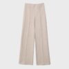 Gebreide broek met naaddetails Gebreide broek met naaddetails