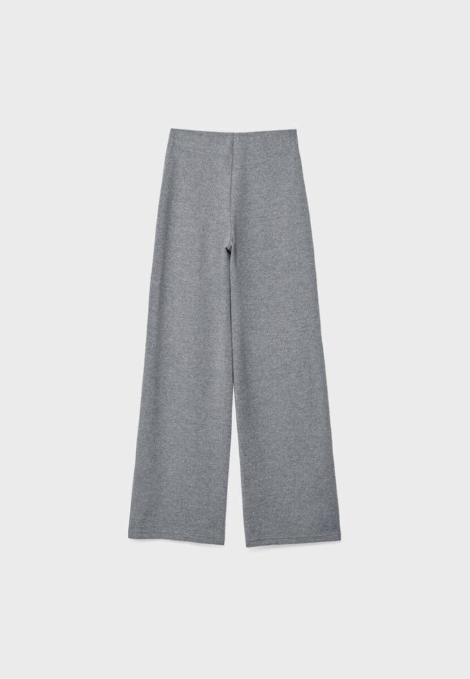 Gebreide broek met naaddetails Gebreide broek met naaddetails
