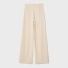 Gebreide broek met naaddetails Gebreide broek met naaddetails