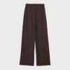 Gebreide broek met naaddetails Gebreide broek met naaddetails