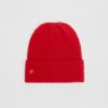 Geribde beanie met plaquette