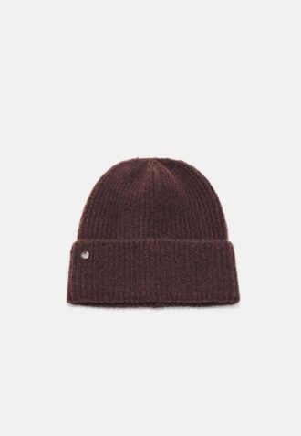 Geribde beanie met plaquette