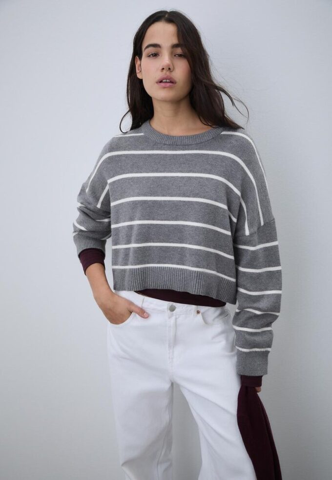 Gestreepte cropped gebreide trui Gestreepte cropped gebreide trui