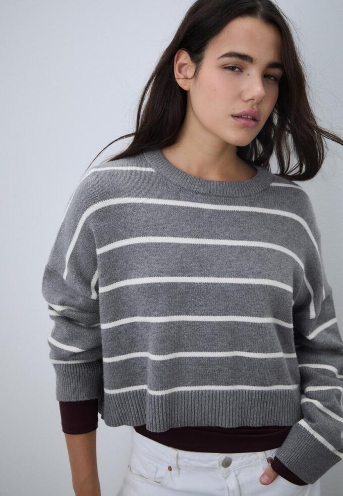 Gestreepte cropped gebreide trui Gestreepte cropped gebreide trui