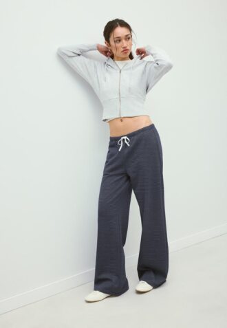 Gestreepte Wide Leg joggingbroek met wijde pijpen Gestreepte Wide Leg joggingbroek met wijde pijpen