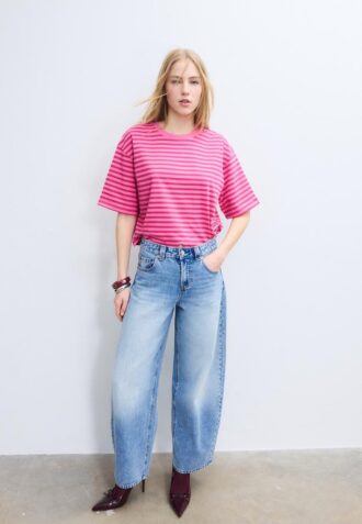 Gestrept T-shirt met korte mouwen Gestrept T-shirt met korte mouwen