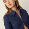 Getailleerd denim overhemd met dubbele ritssluiting Getailleerd denim overhemd met dubbele ritssluiting