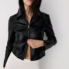 Getailleerd jasje met leerlook Getailleerd jasje met leerlook