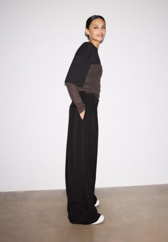 Getailleerde broek met Wide Leg pijpen en coupenaden