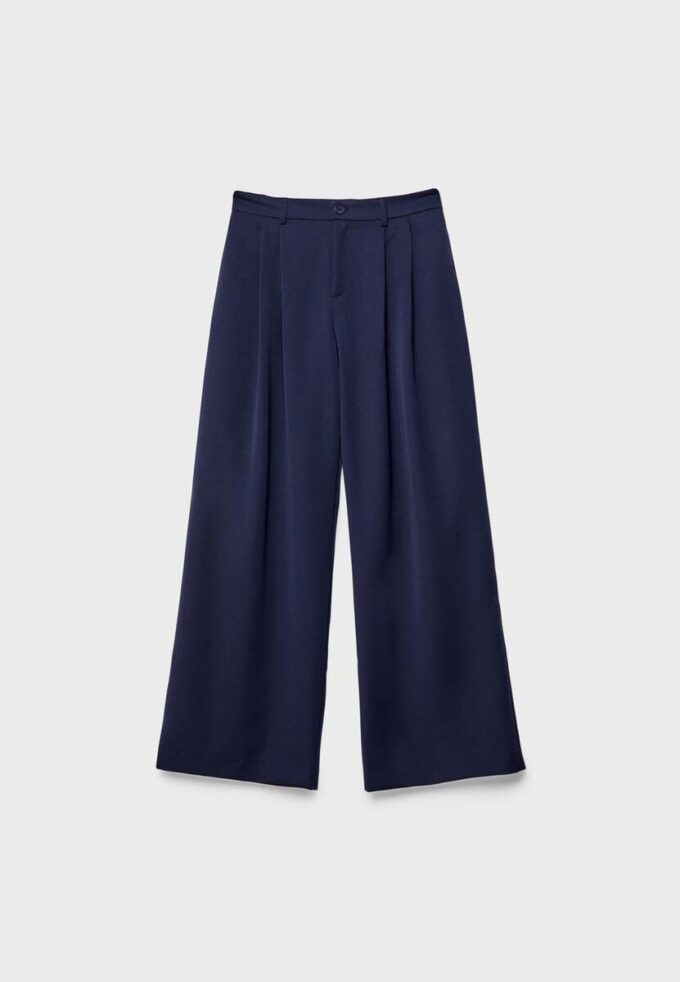 Getailleerde broek met Wide Leg pijpen en coupenaden Getailleerde broek met Wide Leg pijpen en coupenaden