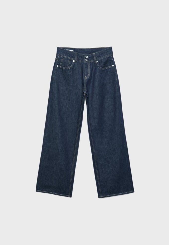 Jeans met lage taille en dubbele knoopsluiting Jeans met lage taille en dubbele knoopsluiting