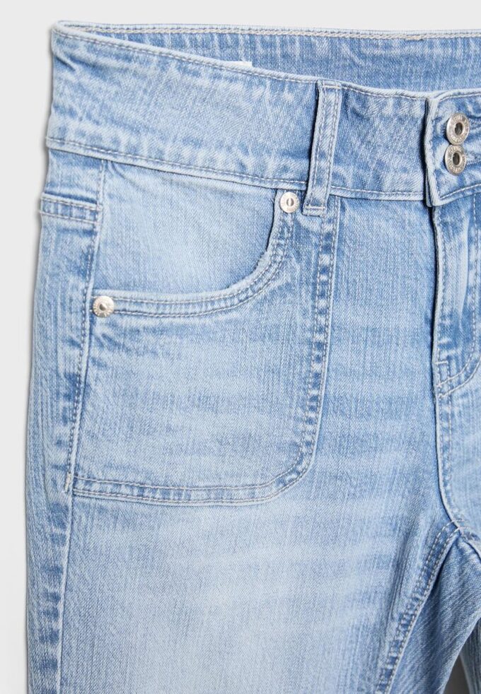 Jeans met lage taille en naadzakken Jeans met lage taille en naadzakken