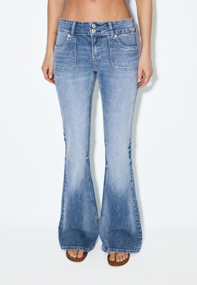 Jeans met lage taille en naadzakken Jeans met lage taille en naadzakken