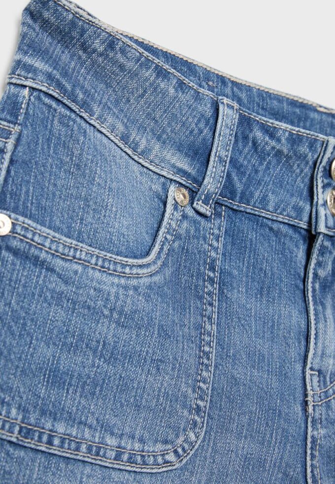 Jeans met lage taille en naadzakken Jeans met lage taille en naadzakken