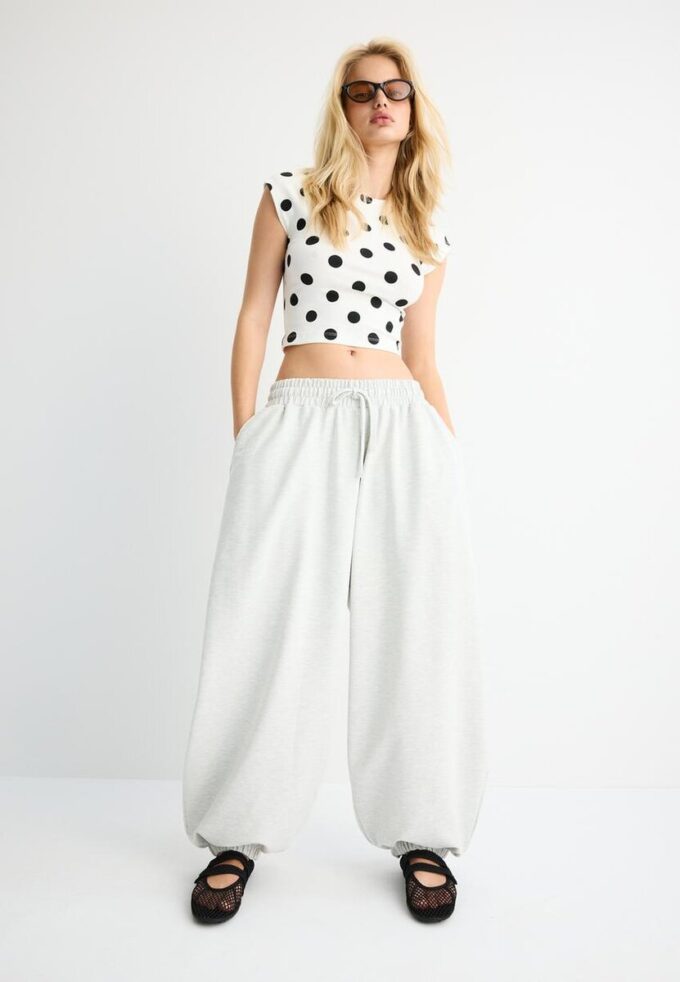 Joggingbroek met ballonvolume Joggingbroek met ballonvolume