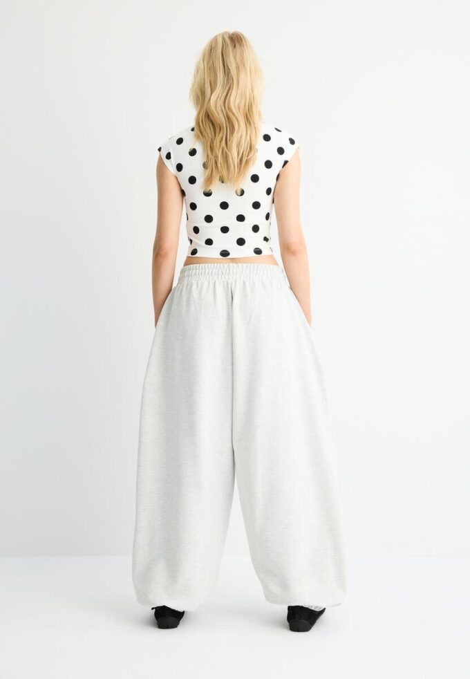 Joggingbroek met ballonvolume Joggingbroek met ballonvolume