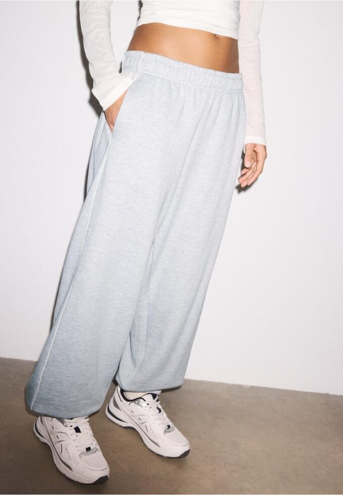 Joggingbroek met biezen Joggingbroek met biezen