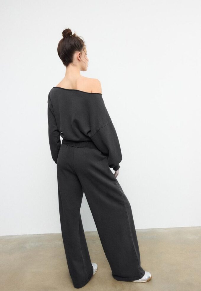 Joggingbroek met rechte pijpen en gewassen effect Joggingbroek met rechte pijpen en gewassen effect