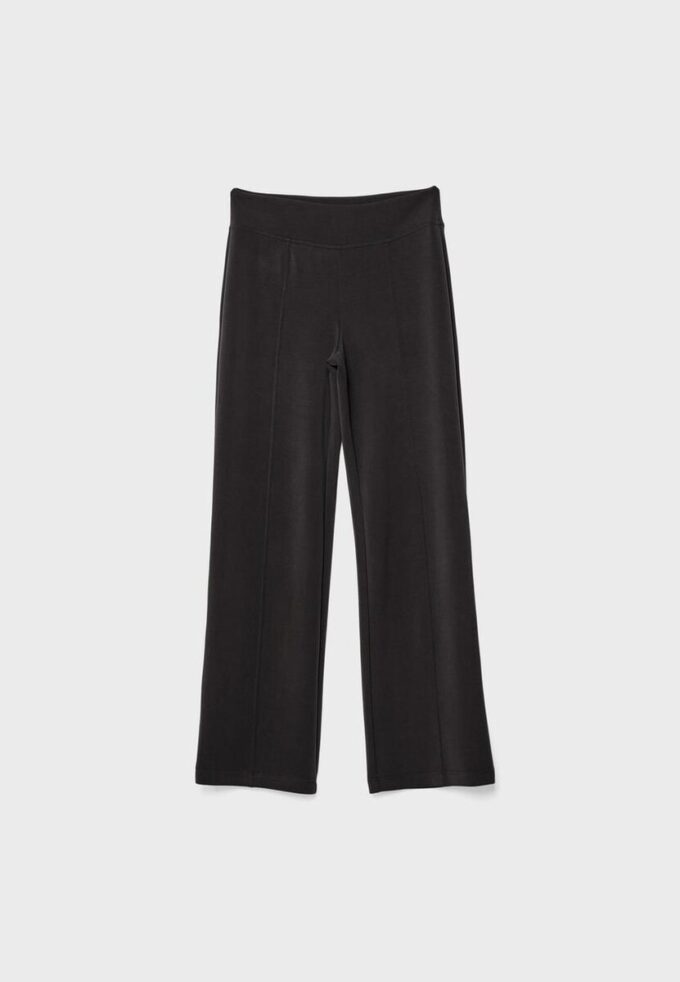 Joggingbroek met rechte pijpen en Soft-Touch-gevoel met plooidetails Joggingbroek met rechte pijpen en Soft-Touch-gevoel met plooidetails