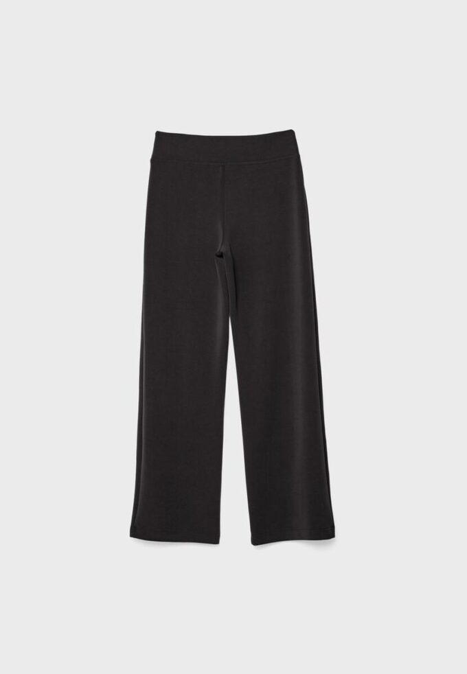 Joggingbroek met rechte pijpen en Soft-Touch-gevoel met plooidetails Joggingbroek met rechte pijpen en Soft-Touch-gevoel met plooidetails