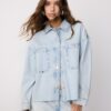 Kort denim overshirt met studs Kort denim overshirt met studs