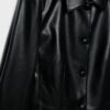 Korte blazer met leerlook Korte blazer met leerlook