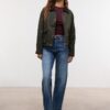 Korte gewaxte parka met contrast