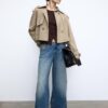 Korte, soepelvallende trenchcoat Korte, soepelvallende trenchcoat