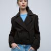 Korte trenchcoat met dubbele knoopsluiting Korte trenchcoat met dubbele knoopsluiting