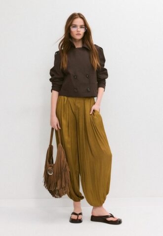 Korte trenchcoat met dubbele knoopsluiting