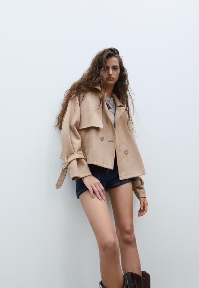 Korte trenchcoat van imitatiesuède Korte trenchcoat van imitatiesuède