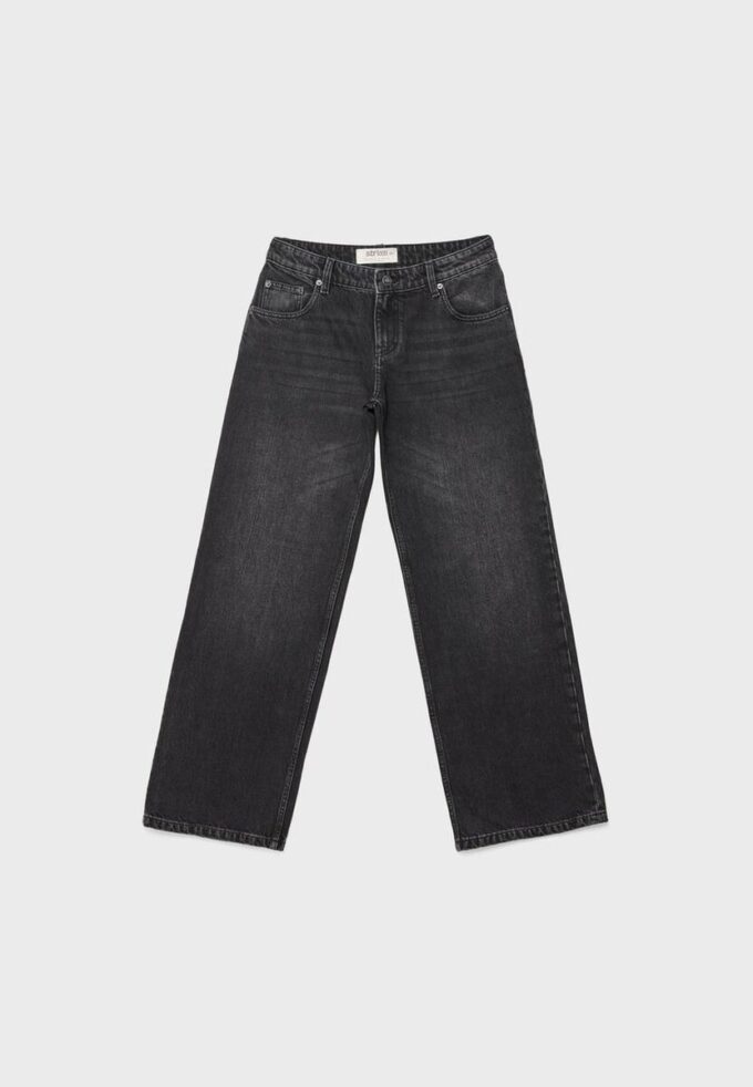 Lage jeans met Wide Leg pijpen Lage jeans met Wide Leg pijpen