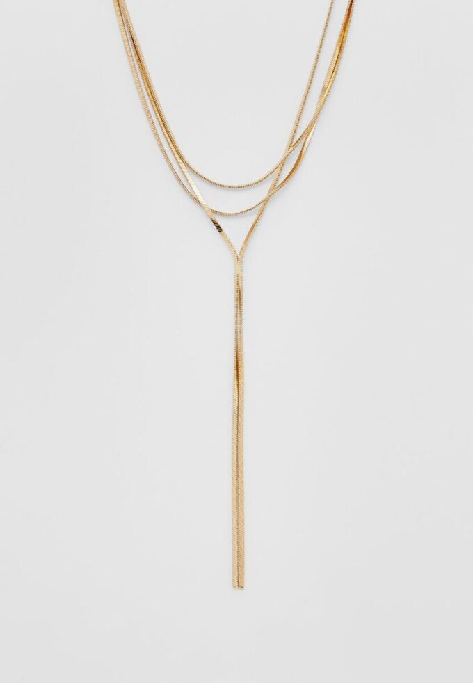 Lange ketting met meerdere kettingen
