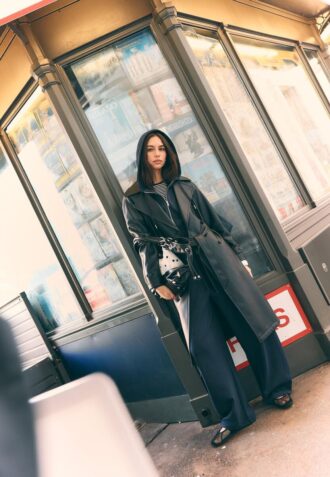 Lange trenchcoat van imitatieleer