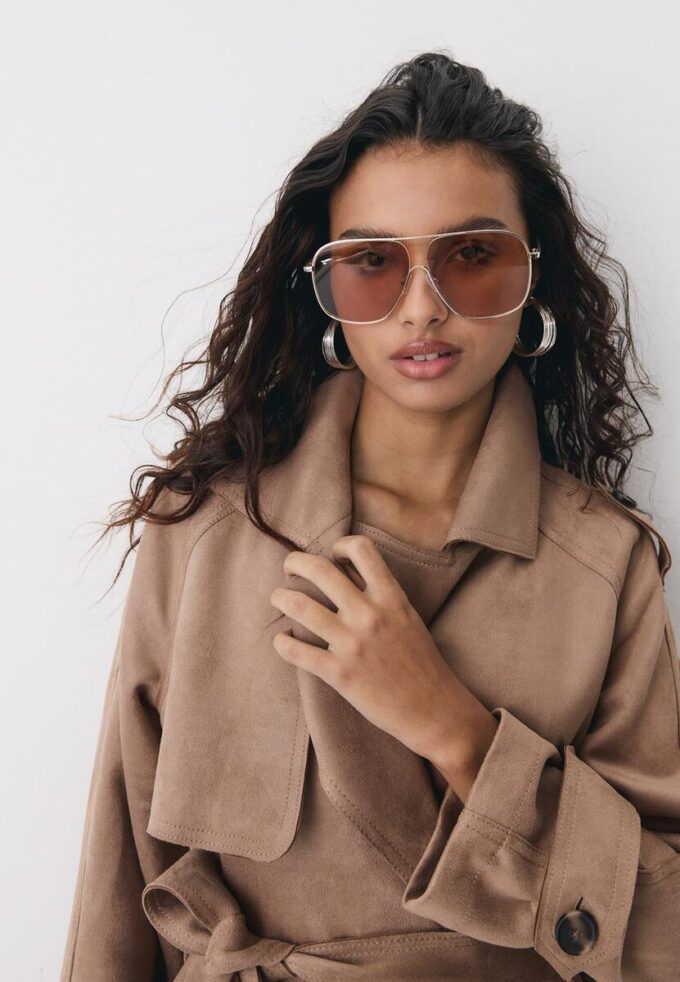Lange trenchcoat van imitatiesuède