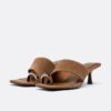 Leren sandalen met kittenhak